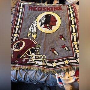 VTG Washington Redskins NFL tapestry throw blanket Northwest Co Fringe 48x58